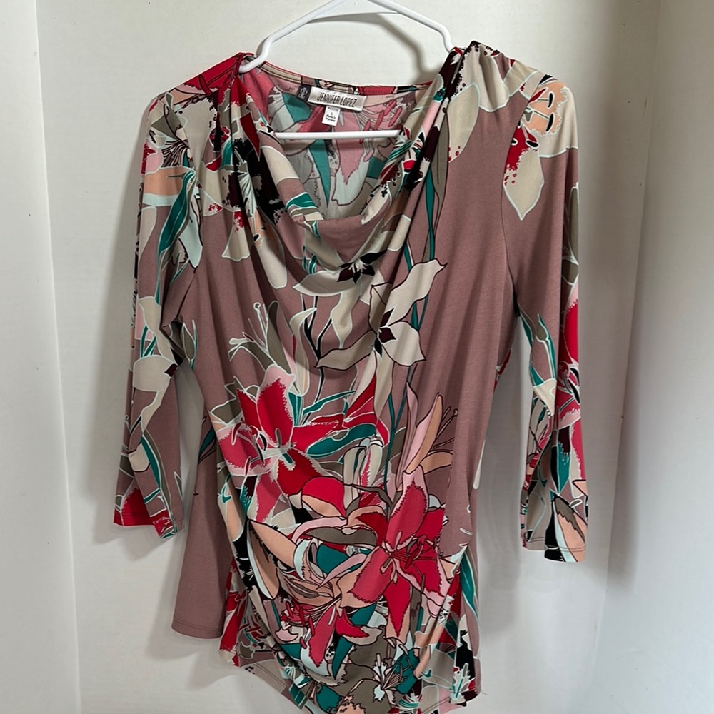Jennifer Lopez petite floral cowl neck top size large petite